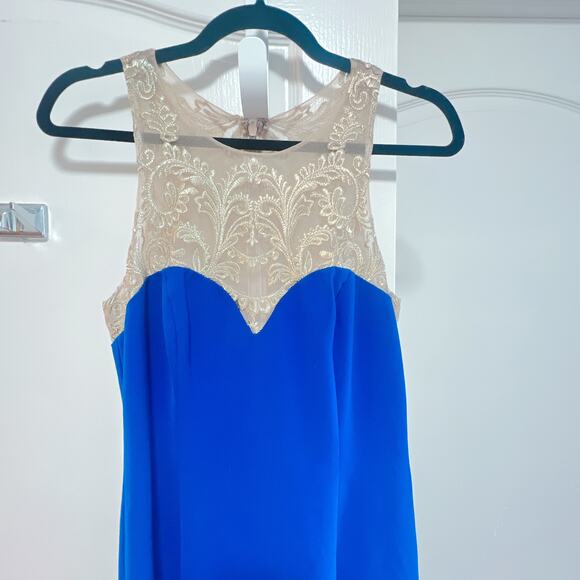 Marchesa Notte Royal Blue High Low Gown Size 6 - Picture 7 of 9